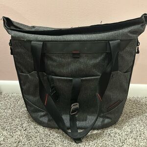 Peak Design Everyday Tote 20L